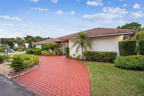 6004 Royal Poinciana Lane Tamarac FL 33319