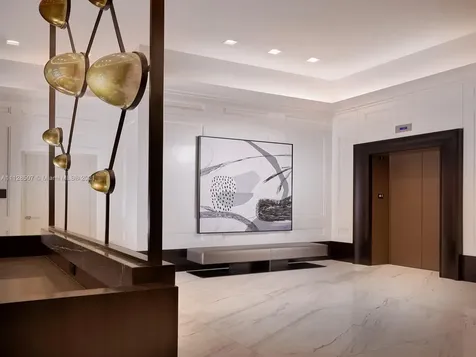 275 Giralda Avenue Coral Gables FL 33134