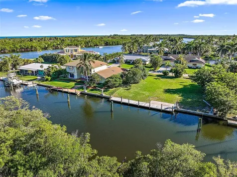 8565 SE Palm Street Hobe Sound FL 33455