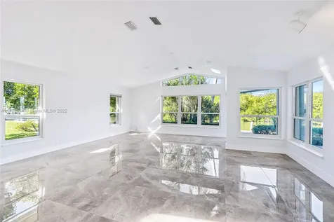8565 SE Palm Street Hobe Sound FL 33455