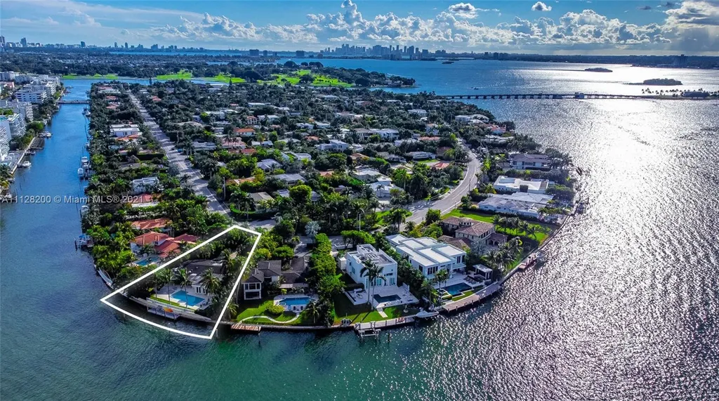 10321 E Broadview Drive Bay Harbor Islands FL 33154