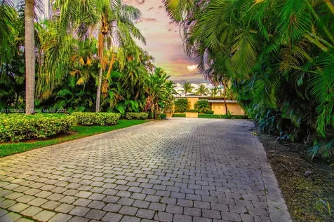 10321 E Broadview Drive Bay Harbor Islands FL 33154