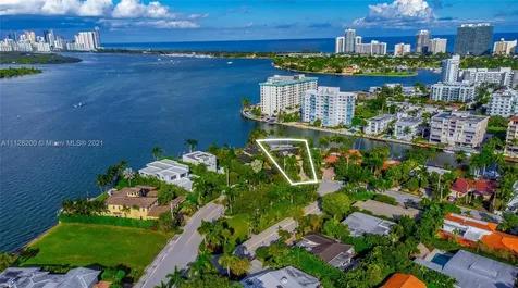 10321 E Broadview Drive Bay Harbor Islands FL 33154