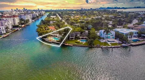 10321 E Broadview Drive Bay Harbor Islands FL 33154