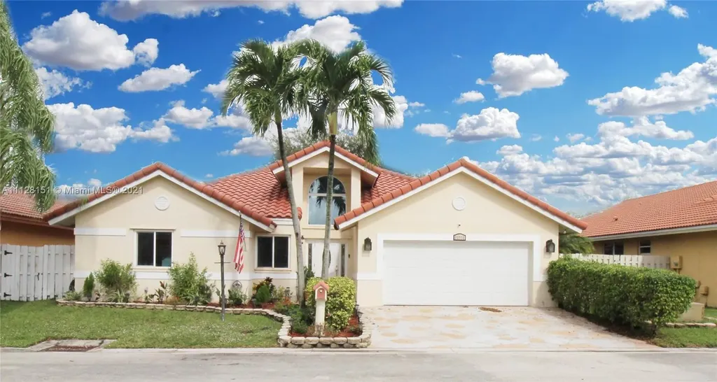 11551 SW 10th Street Pembroke Pines FL 33025