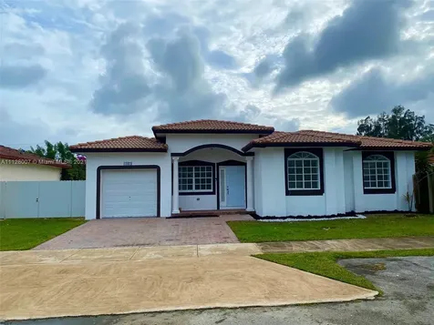 12424 SW 215th Street Miami FL 33177