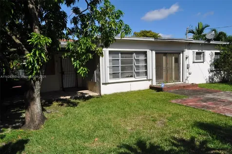 870 SE 6th Place Hialeah FL 33010