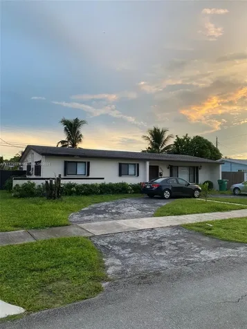 2350 NW 182nd Terrace Miami Gardens FL 33056