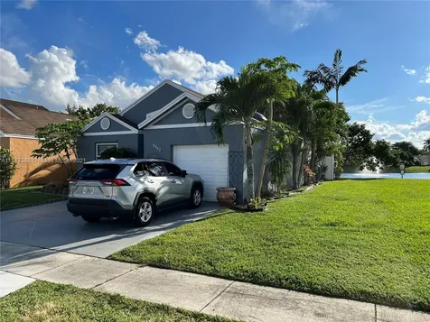 9992 Nandina Street Miramar FL 33025