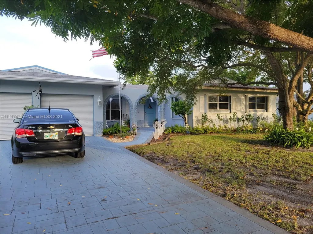 12231 SW 119th Place Miami FL 33186
