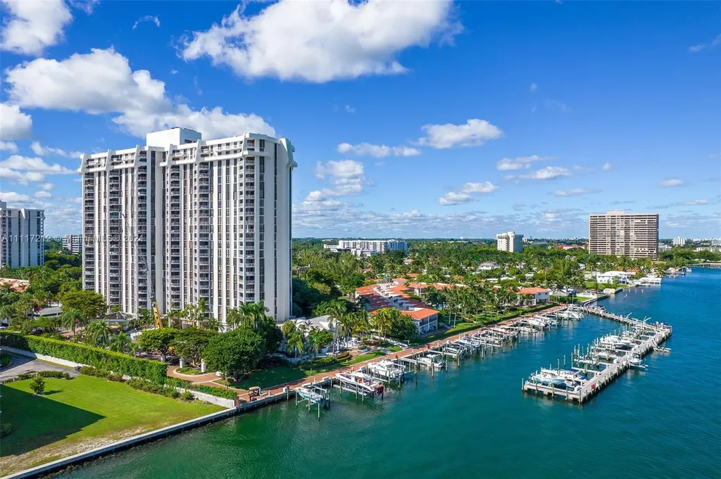 4000 Towerside Terrace Miami Shores FL 33138