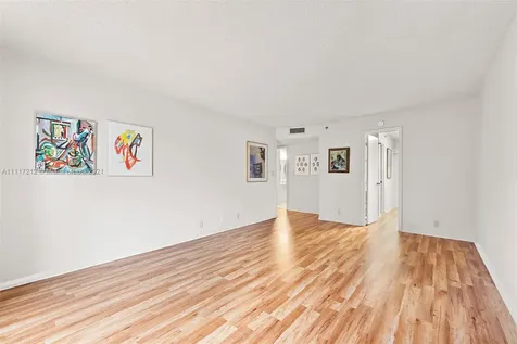 4000 Towerside Terrace Miami Shores FL 33138