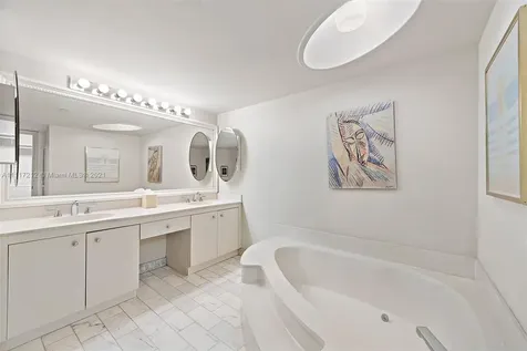 4000 Towerside Terrace Miami Shores FL 33138