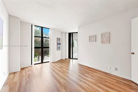 4000 Towerside Terrace Miami Shores FL 33138