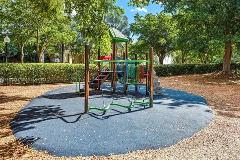 4000 Towerside Terrace Miami Shores FL 33138