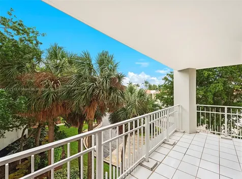 4000 Towerside Terrace Miami Shores FL 33138