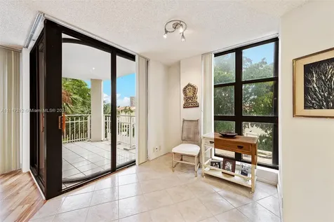 4000 Towerside Terrace Miami Shores FL 33138