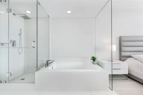 650 NE 32nd Street Miami FL 33137