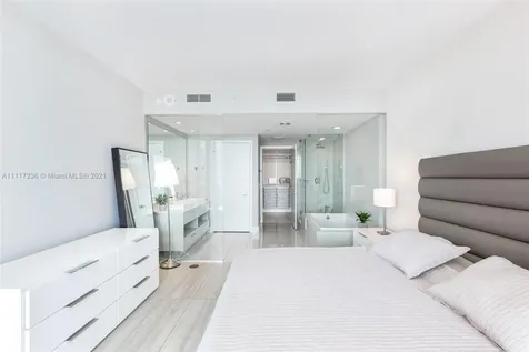 650 NE 32nd Street Miami FL 33137