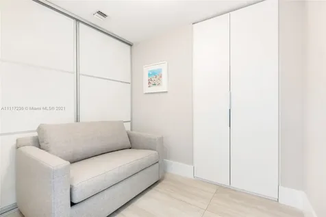650 NE 32nd Street Miami FL 33137