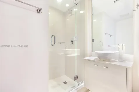 650 NE 32nd Street Miami FL 33137