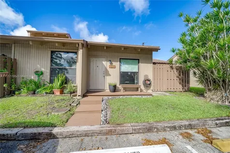 2031 SW 82nd Avenue Davie FL 33324