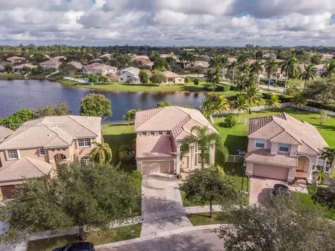14209 NW 19th Street Pembroke Pines FL 33028