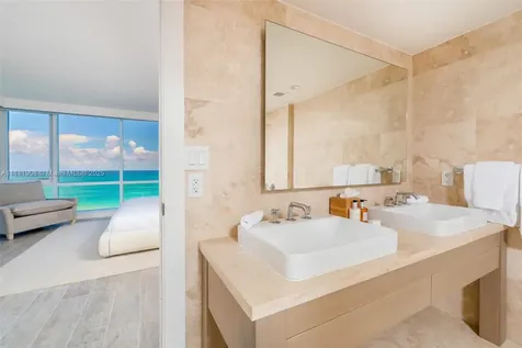 102 24th Street Miami Beach FL 33139