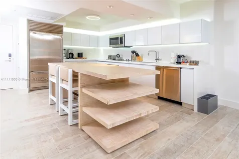 102 24th Street Miami Beach FL 33139