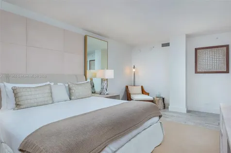 102 24th Street Miami Beach FL 33139