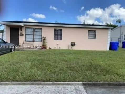 601 N 68th Way Hollywood FL 33024
