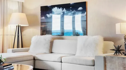 102 24th Street Miami Beach FL 33139