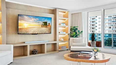 102 24th Street Miami Beach FL 33139