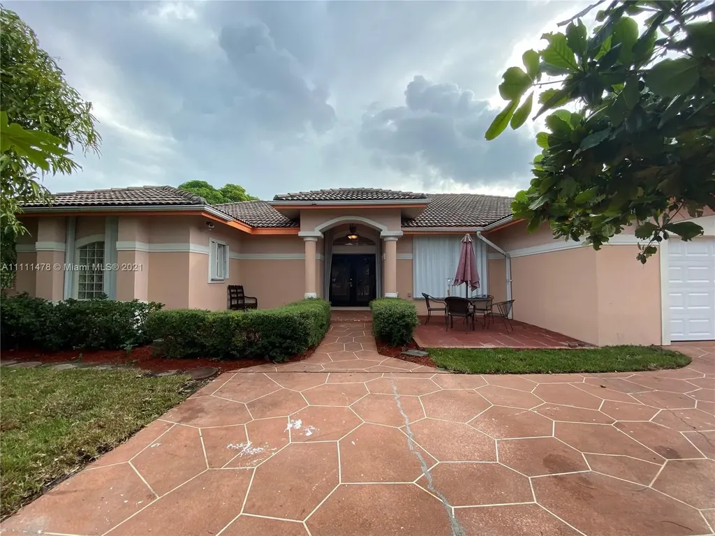 1105 SW 4th Avenue Delray Beach FL 33444