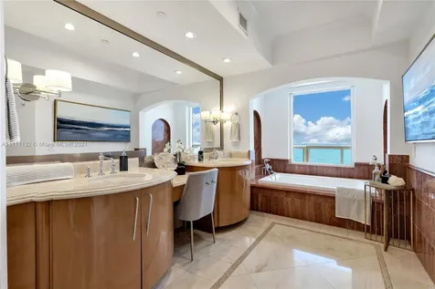 17875 Collins Avenue Sunny Isles Beach FL 33160