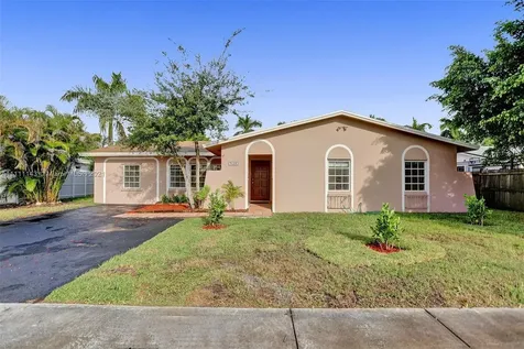 7425 SW 127th Court Miami FL 33183