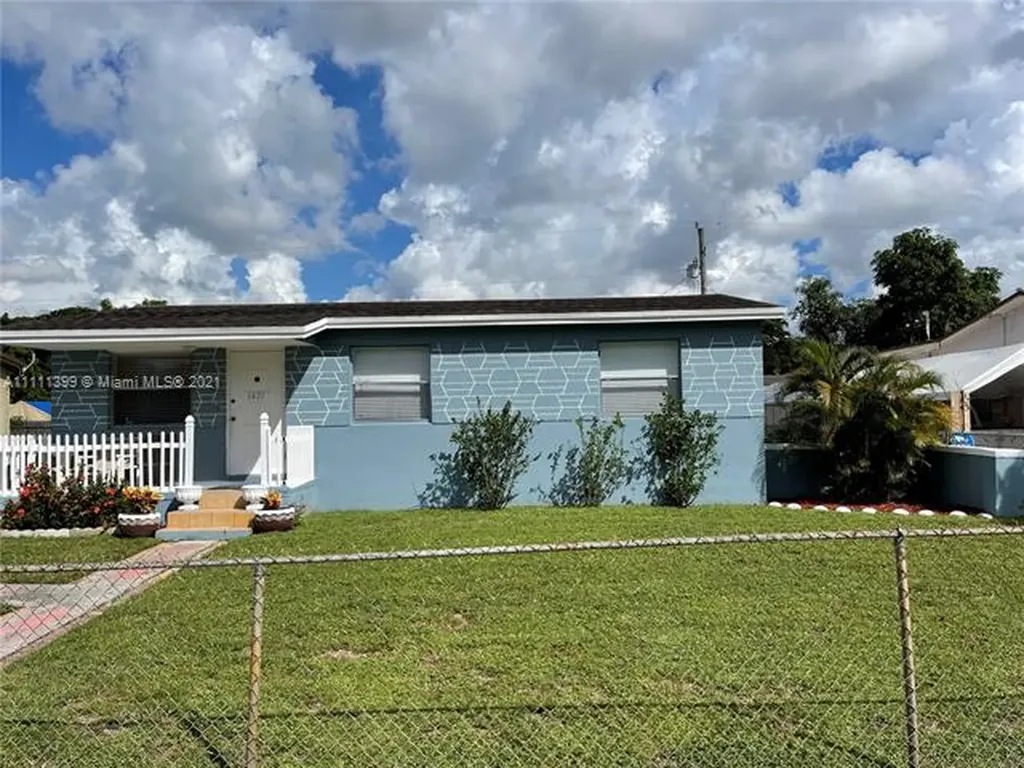 6421 Custer Street Hollywood FL 33024