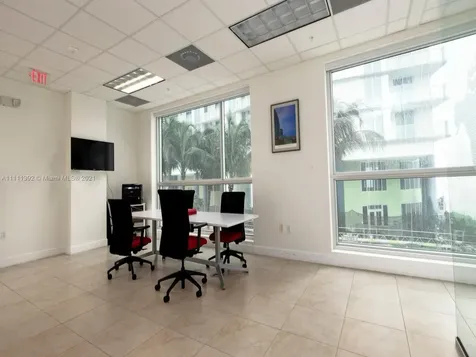 175 SW 7th Street Miami FL 33130