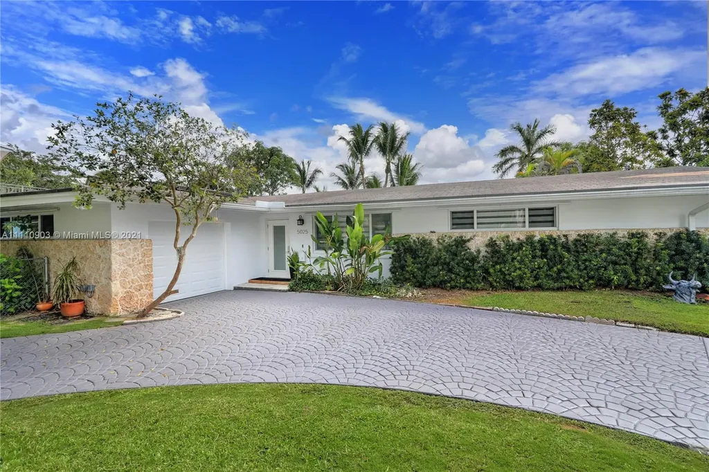 5025 SW 65th Avenue Miami FL 33155
