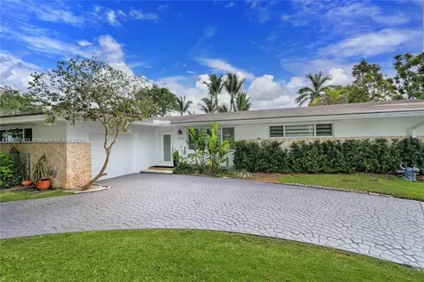 5025 SW 65th Avenue Miami FL 33155