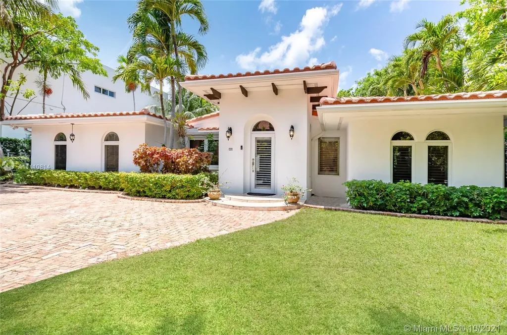 145 Hampton Lane Key Biscayne FL 33149