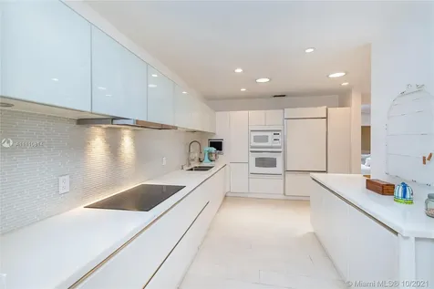 145 Hampton Lane Key Biscayne FL 33149