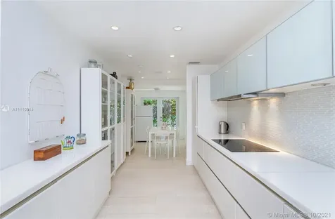 145 Hampton Lane Key Biscayne FL 33149