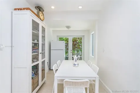 145 Hampton Lane Key Biscayne FL 33149