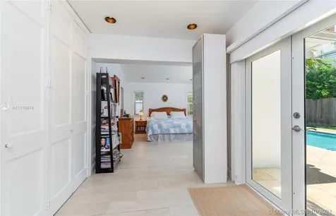 145 Hampton Lane Key Biscayne FL 33149