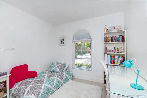 145 Hampton Lane Key Biscayne FL 33149
