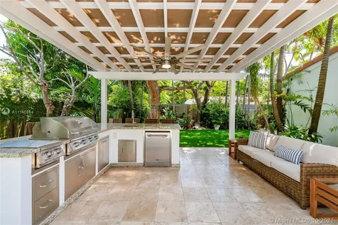 145 Hampton Lane Key Biscayne FL 33149