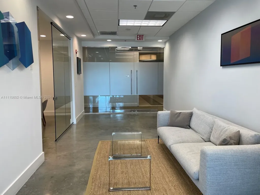 175 SW 7th Street Miami FL 33130