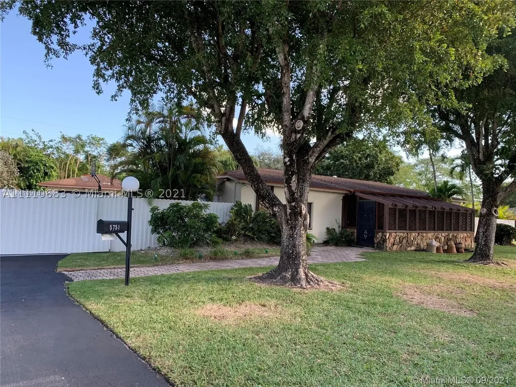 5751 SW 74th Court Miami FL 33143