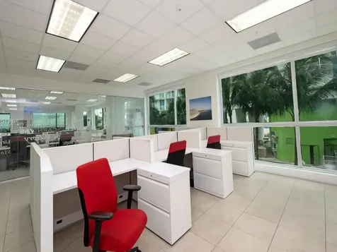 175 SW 7th Street Miami FL 33130